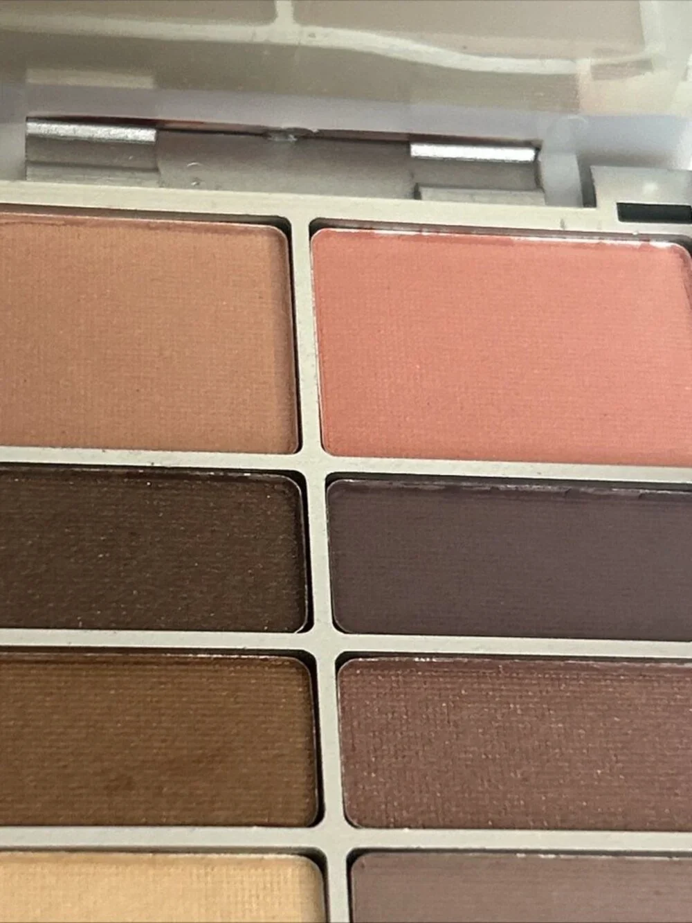 Models Prefer palette w/ 2 Blush 6Eyeshadow 8 cream lipsticks #4 coral-red shade
